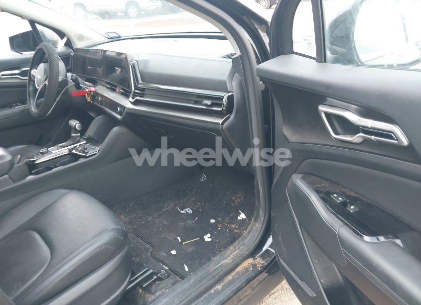 Photo 5 of 2023 Kia Sportage EX (VIN 5XYK33AF5PG061305)