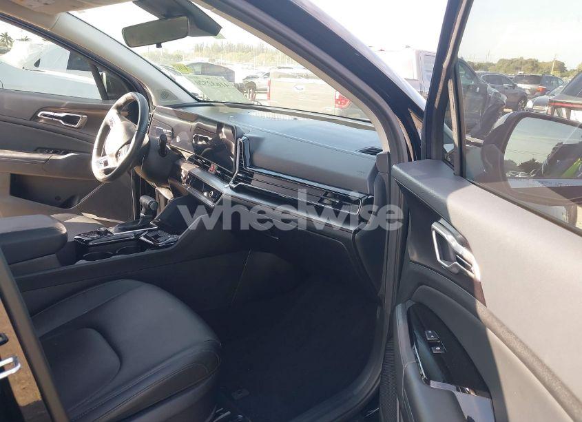 Photo 5 of 2023 Kia Sportage EX (VIN 5XYK33AF6PG110124)