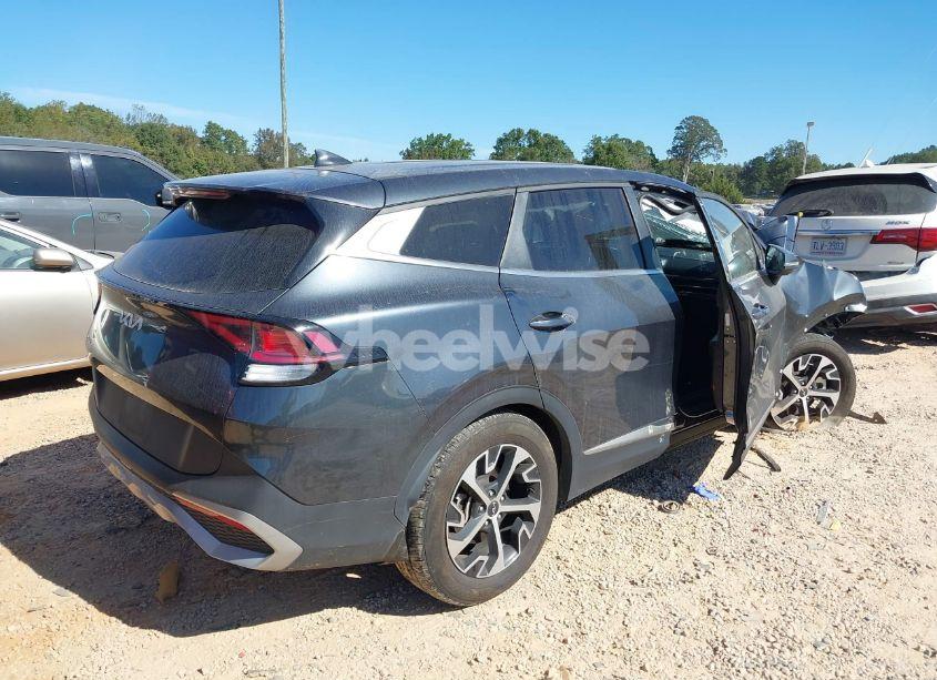 Photo 4 of 2023 Kia Sportage EX (VIN 5XYK33AF6PG133063)