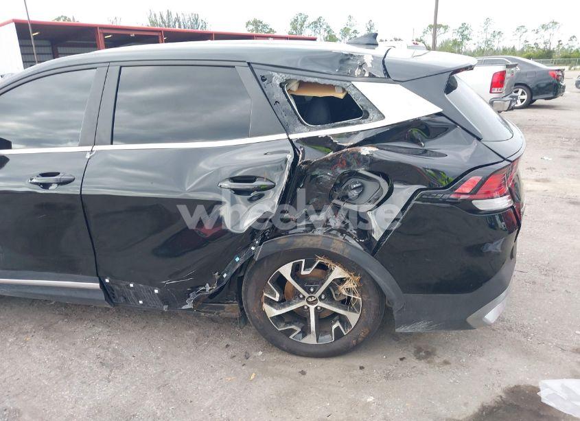 Photo 6 of 2023 Kia Sportage EX (VIN 5XYK33AF7PG001025)