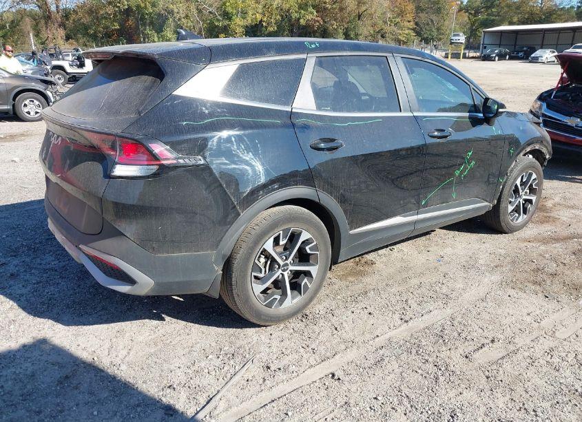 Photo 4 of 2023 Kia Sportage EX (VIN 5XYK33AF7PG085718)