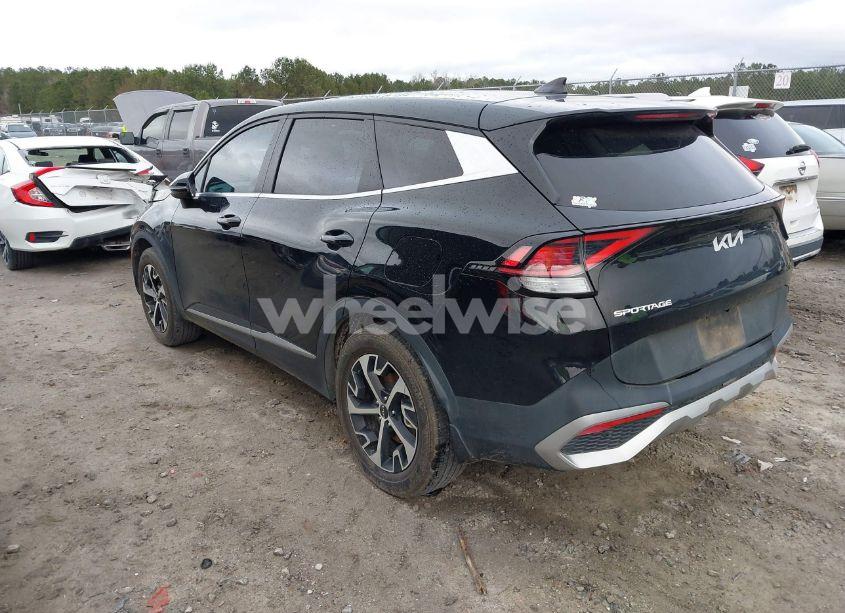 Photo 3 of 2023 Kia Sportage EX (VIN 5XYK33AF7PG104560)