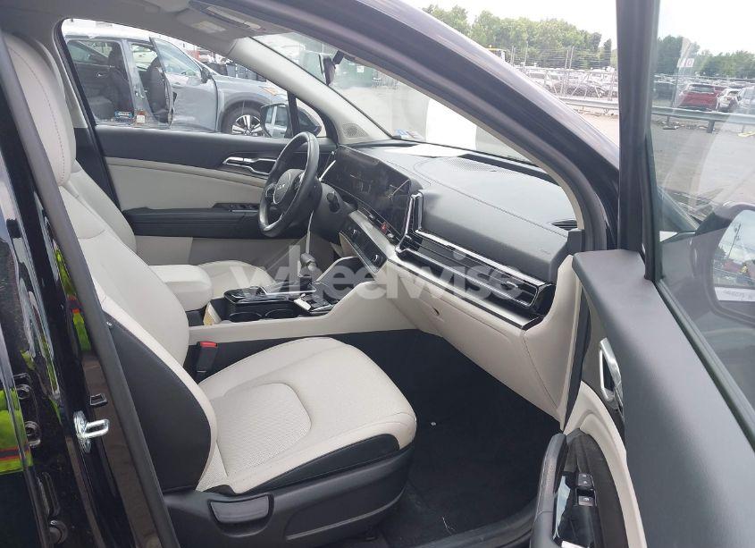 Photo 5 of 2023 Kia Sportage EX (VIN 5XYK33AF8PG128561)