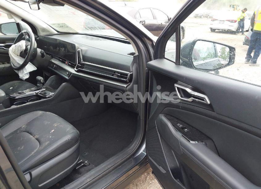 Photo 5 of 2023 Kia Sportage EX (VIN 5XYK33AF9PG051618)