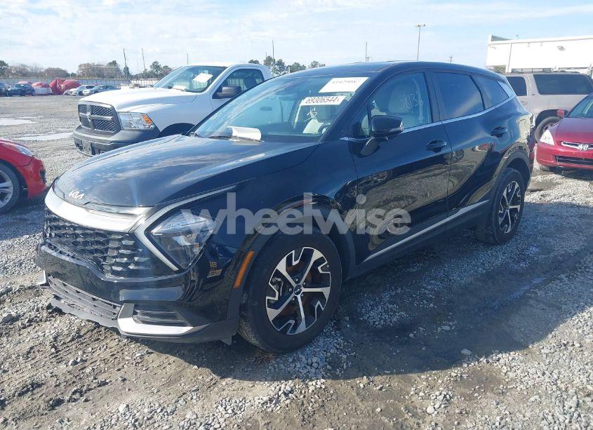 Photo 2 of 2023 Kia Sportage EX (VIN 5XYK33AF9PG069942)