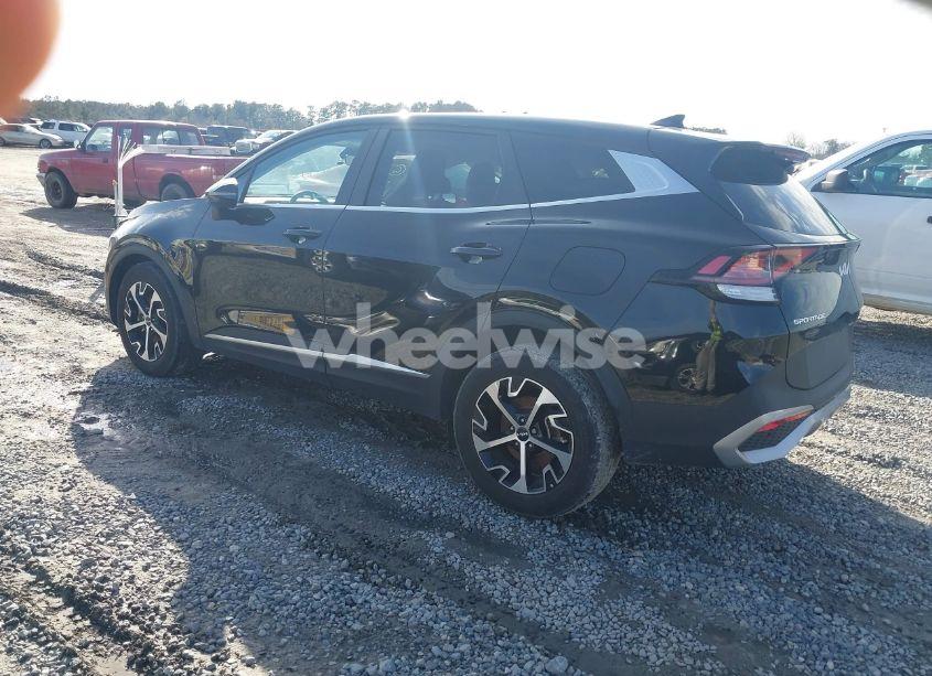 Photo 3 of 2023 Kia Sportage EX (VIN 5XYK33AF9PG069942)