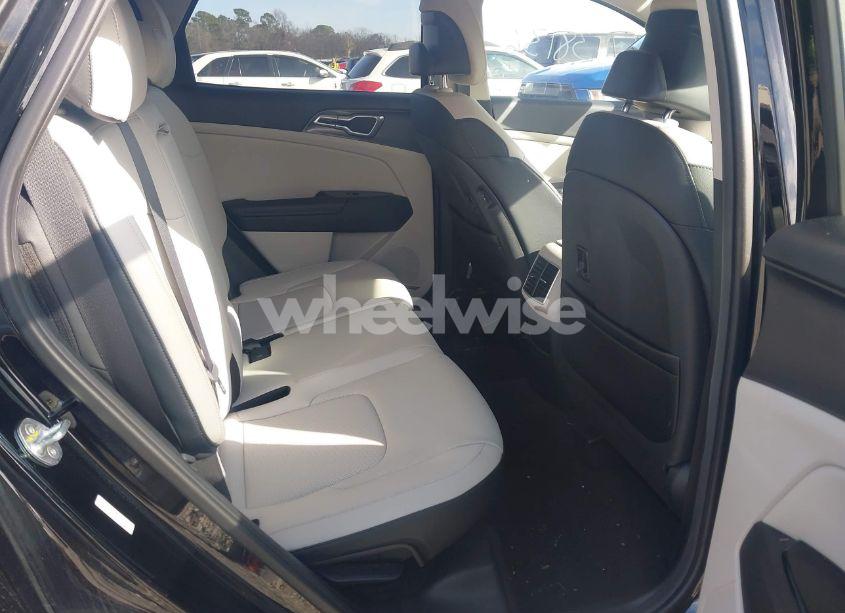 Photo 8 of 2023 Kia Sportage EX (VIN 5XYK33AF9PG069942)