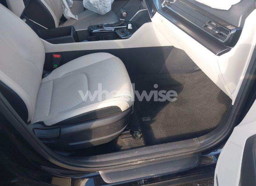 Photo 5 of 2023 Kia Sportage EX (VIN 5XYK33AF9PG076650)