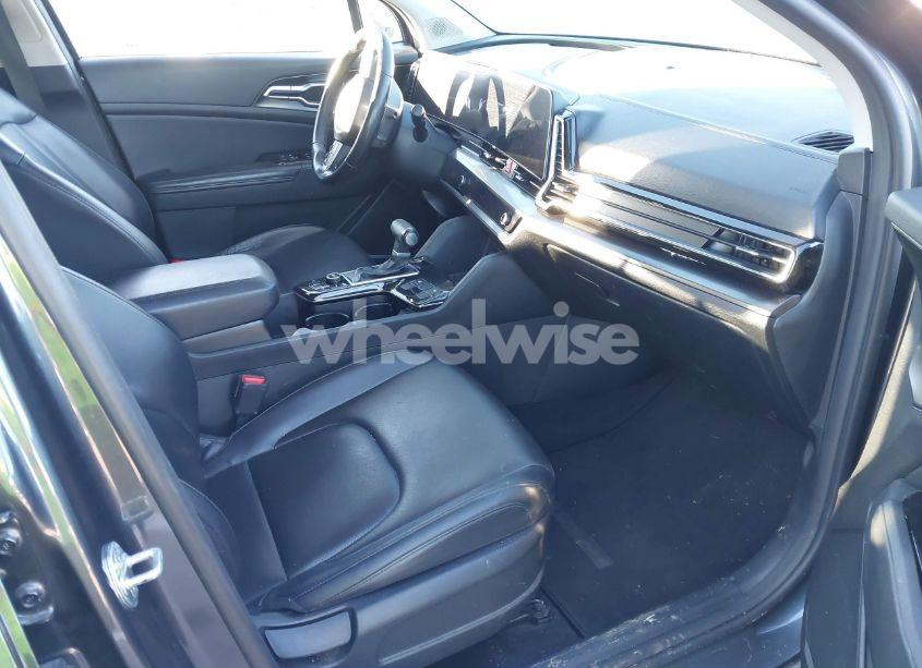 Photo 5 of 2023 Kia Sportage EX (VIN 5XYK33AF9PG083713)