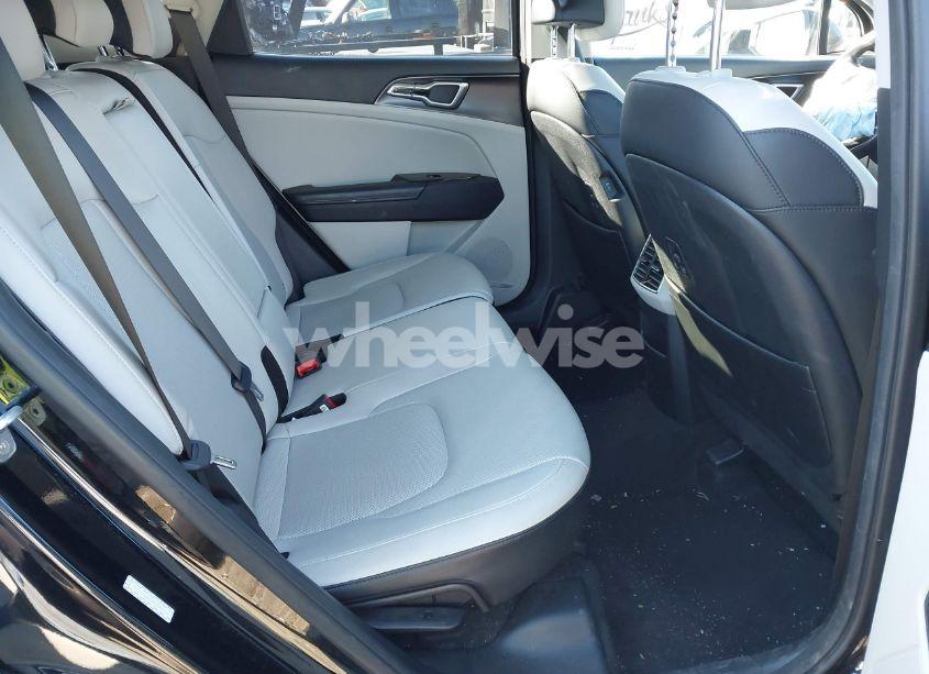 Photo 8 of 2023 Kia Sportage EX (VIN 5XYK33AF9PG091536)