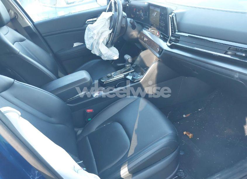 Photo 5 of 2023 Kia Sportage EX (VIN 5XYK33AFXPG026565)