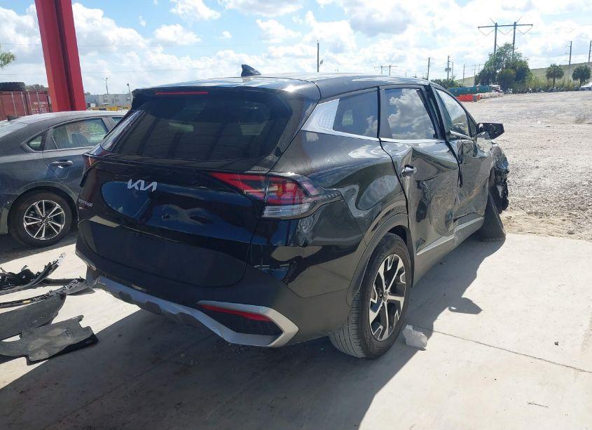 Photo 4 of 2023 Kia Sportage EX (VIN 5XYK33AFXPG091786)