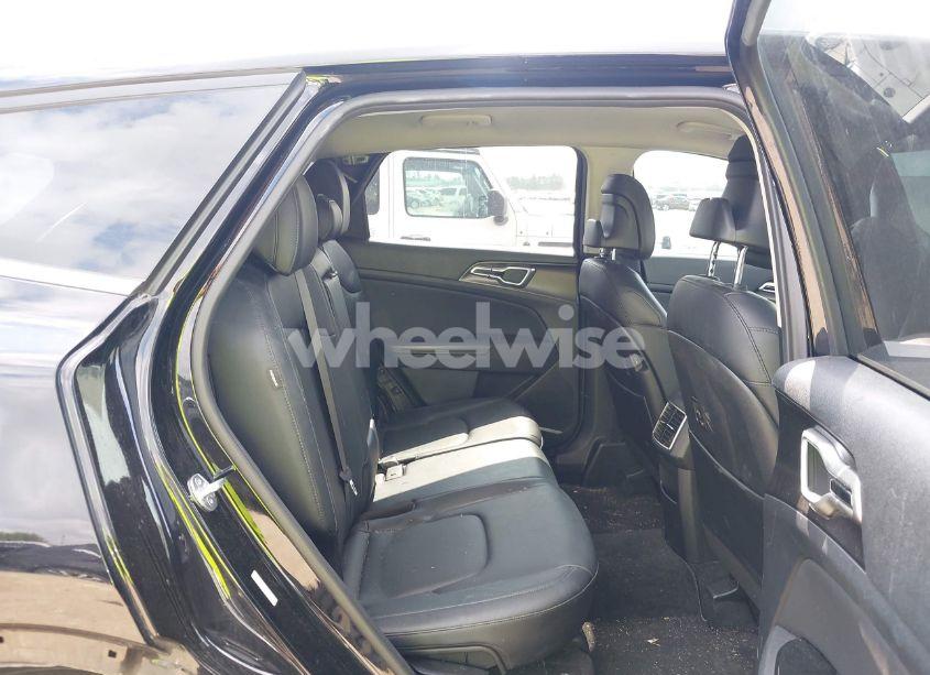 Photo 8 of 2024 Kia Sportage EX (VIN 5XYK33DF0RG166607)