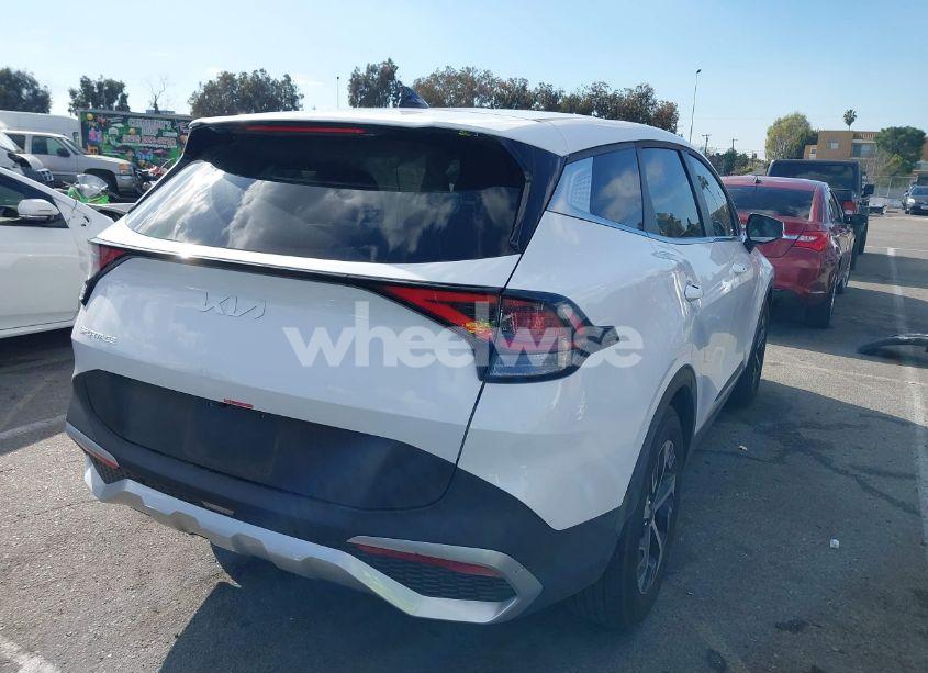 Photo 4 of 2024 Kia Sportage EX (VIN 5XYK33DF0RG211612)