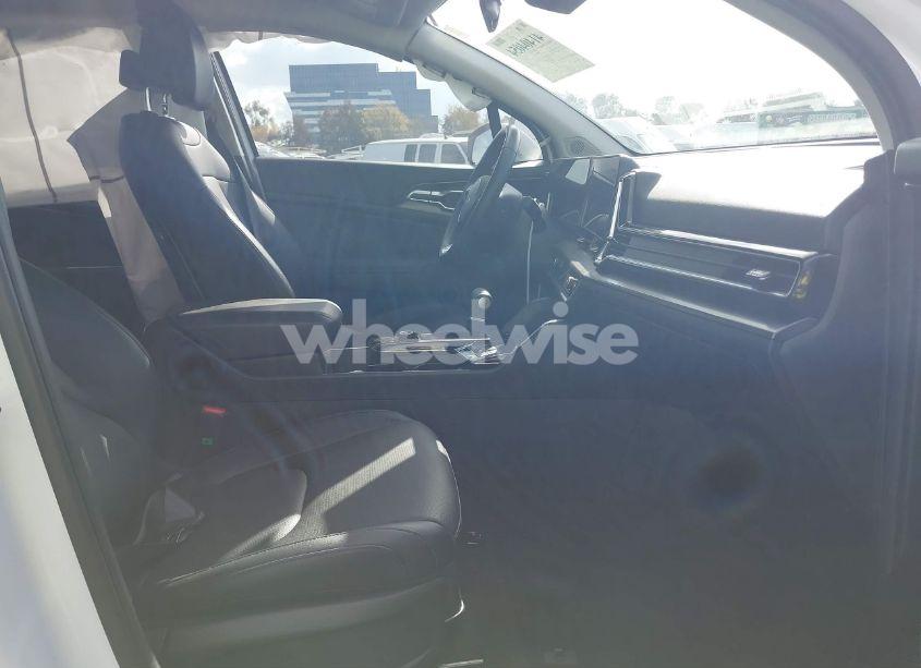 Photo 5 of 2024 Kia Sportage EX (VIN 5XYK33DF0RG211612)