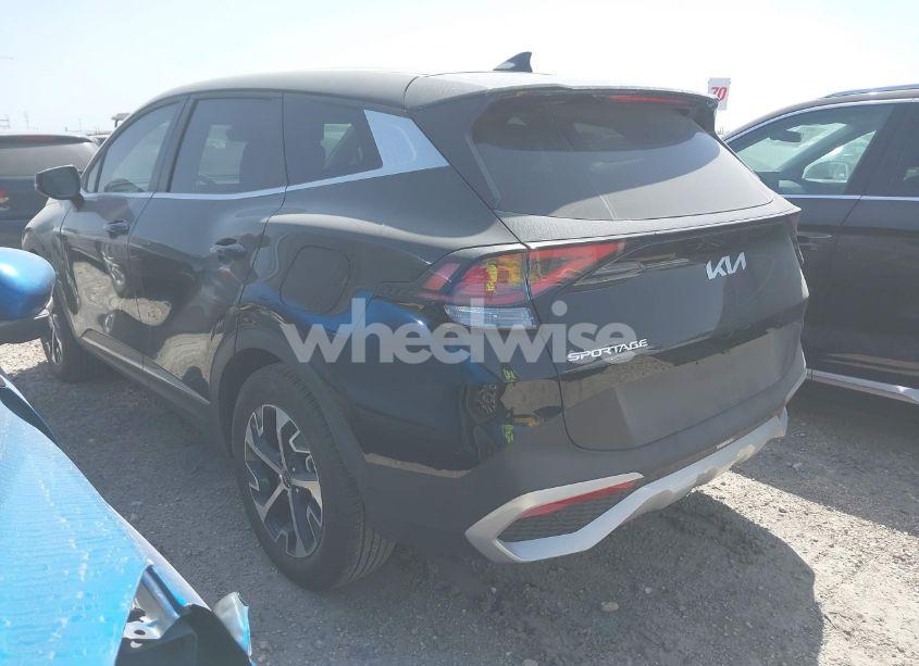 Photo 3 of 2024 Kia Sportage EX (VIN 5XYK33DF0RG212744)
