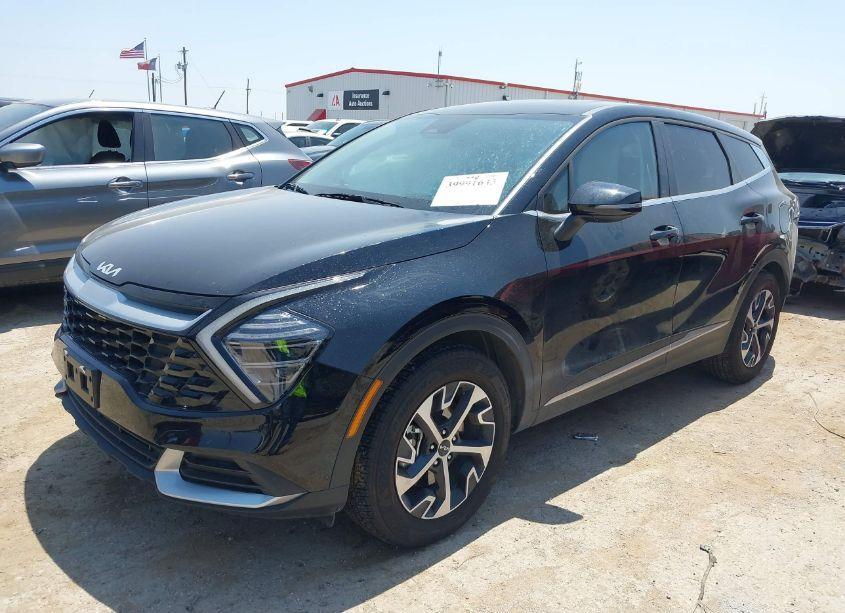 Photo 2 of 2024 Kia Sportage EX (VIN 5XYK33DF0RG216566)