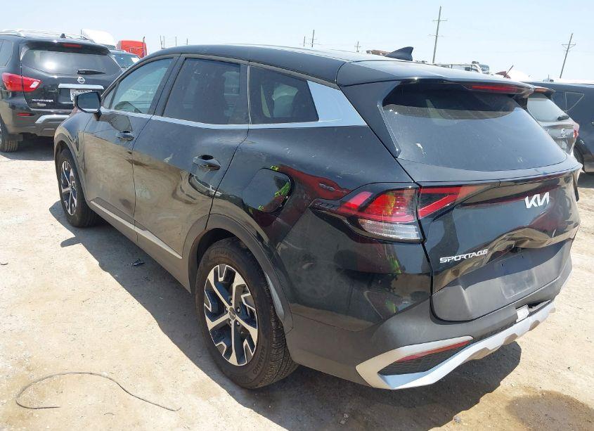 Photo 3 of 2024 Kia Sportage EX (VIN 5XYK33DF0RG216566)