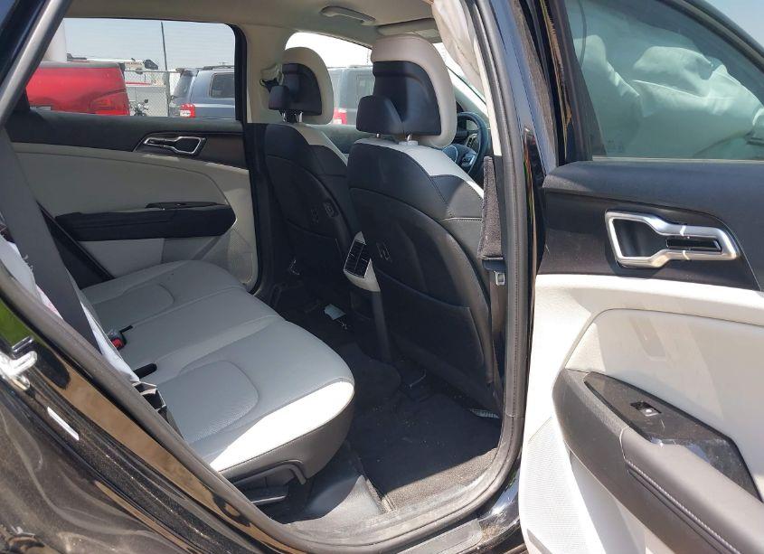 Photo 8 of 2024 Kia Sportage EX (VIN 5XYK33DF0RG216566)
