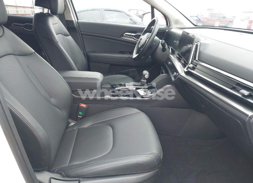 Photo 5 of 2024 Kia Sportage EX (VIN 5XYK33DF2RG220585)