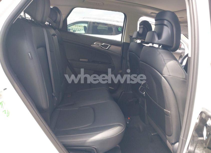 Photo 8 of 2025 Kia Sportage EX (VIN 5XYK33DF2SG311085)
