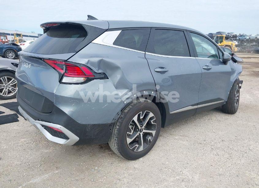 Photo 4 of 2025 Kia Sportage EX (VIN 5XYK33DF3SG254301)