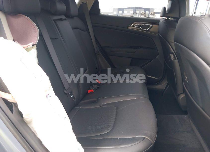 Photo 8 of 2025 Kia Sportage EX (VIN 5XYK33DF3SG254301)