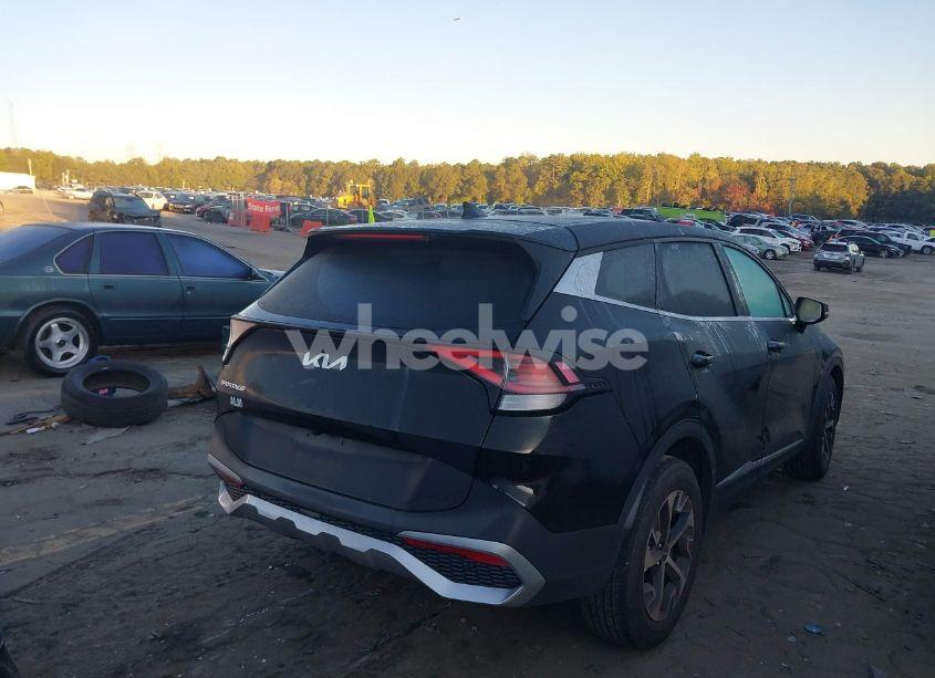 Photo 4 of 2024 Kia Sportage EX (VIN 5XYK33DF4RG199545)