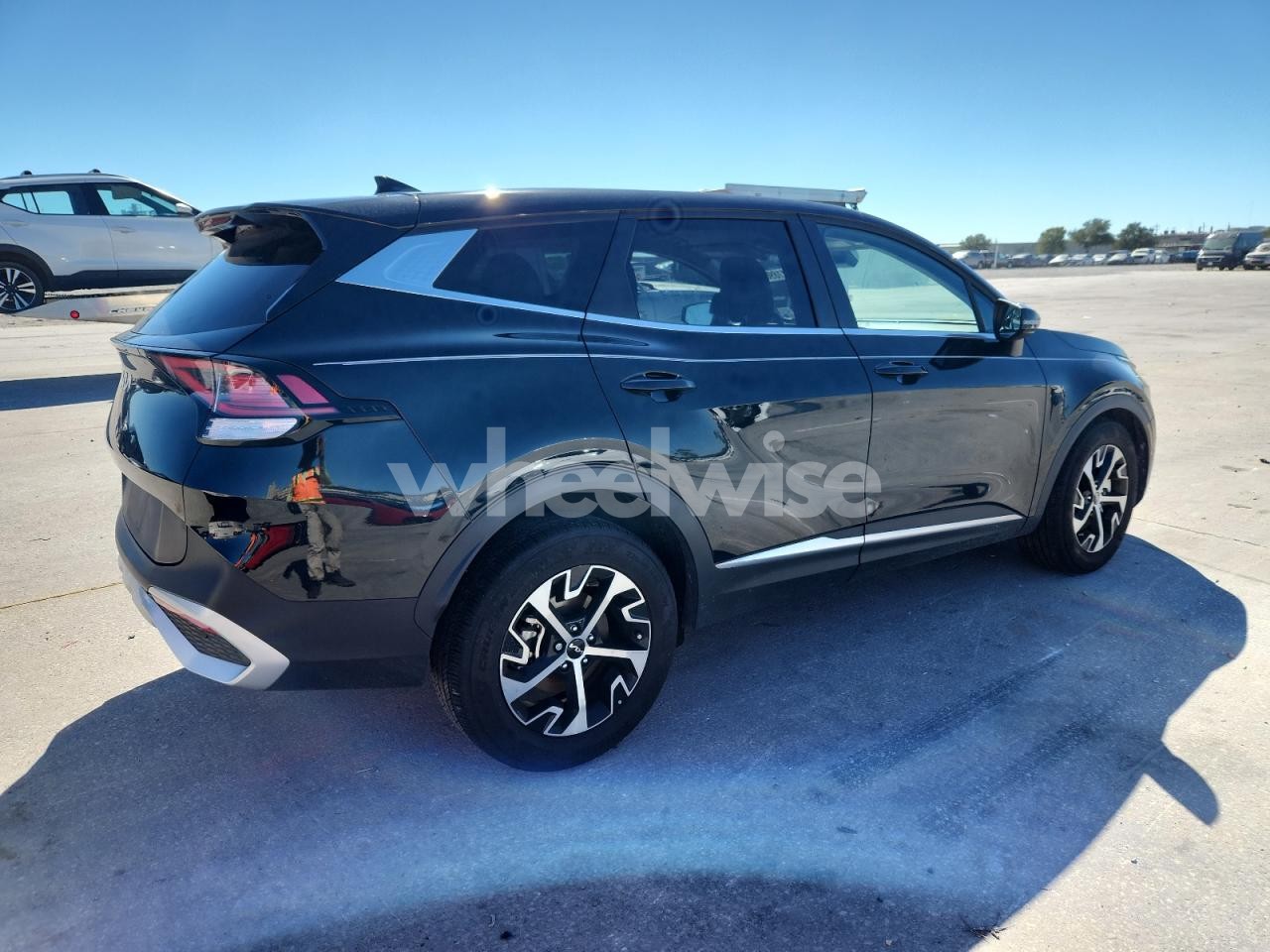 Photo 3 of 2025 KIA SPORTAGE EX (VIN 5XYK33DF5SG277434)