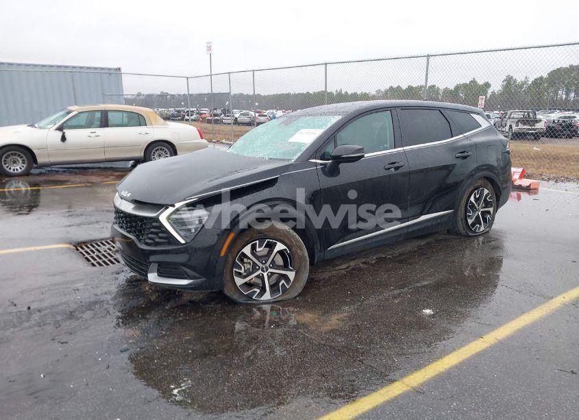 Photo 2 of 2024 Kia Sportage EX (VIN 5XYK33DF6RG150900)