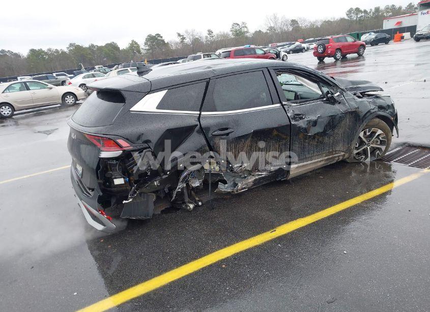 Photo 4 of 2024 Kia Sportage EX (VIN 5XYK33DF6RG150900)