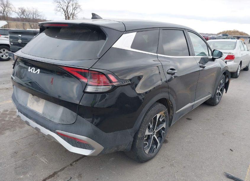 Photo 4 of 2024 Kia Sportage EX (VIN 5XYK33DF6RG163324)