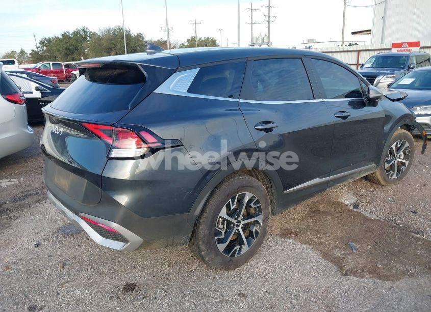 Photo 4 of 2024 Kia Sportage EX (VIN 5XYK33DF6RG187316)