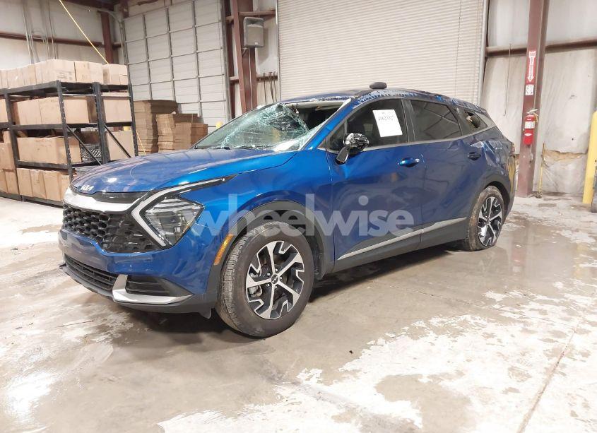 Photo 2 of 2024 Kia Sportage EX (VIN 5XYK33DF6RG206169)