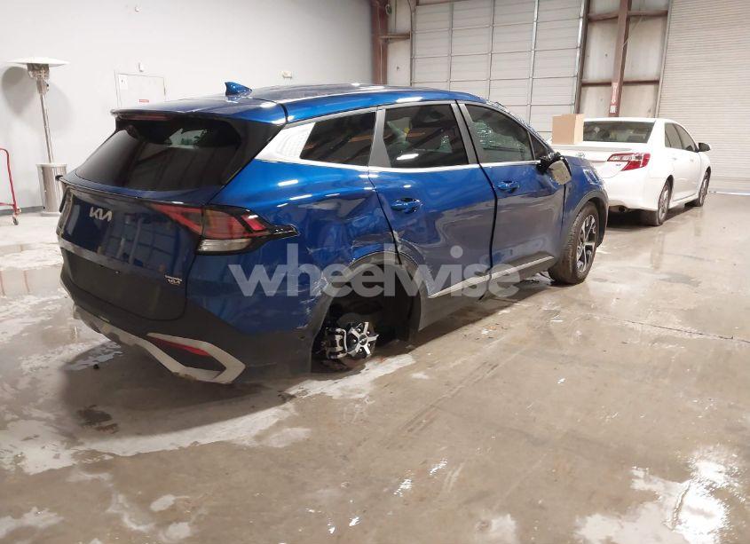 Photo 4 of 2024 Kia Sportage EX (VIN 5XYK33DF6RG206169)