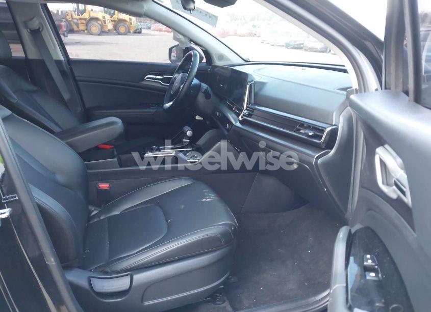 Photo 5 of 2024 Kia Sportage EX (VIN 5XYK33DF6RG225403)