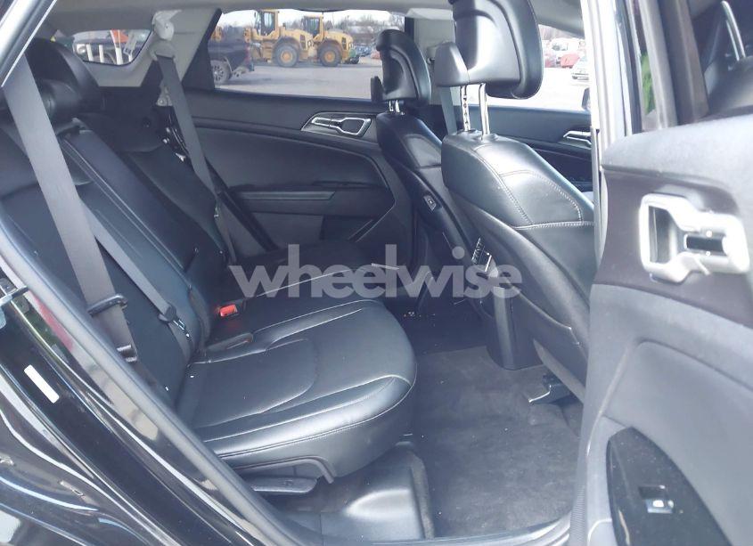 Photo 8 of 2024 Kia Sportage EX (VIN 5XYK33DF6RG225403)