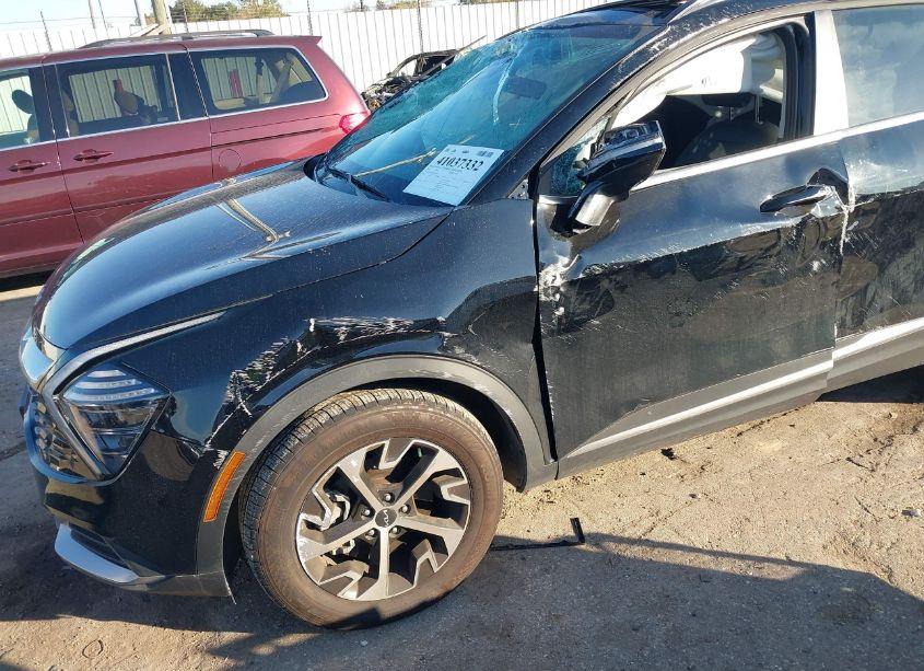 Photo 6 of 2025 Kia Sportage EX (VIN 5XYK33DF6SG244037)