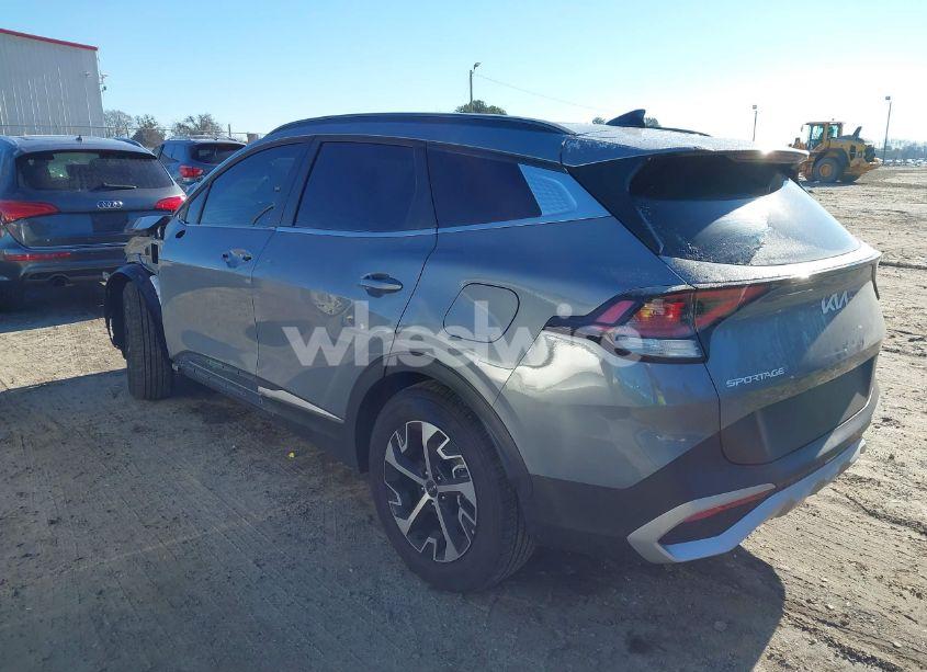 Photo 3 of 2025 Kia Sportage EX (VIN 5XYK33DF6SG260156)