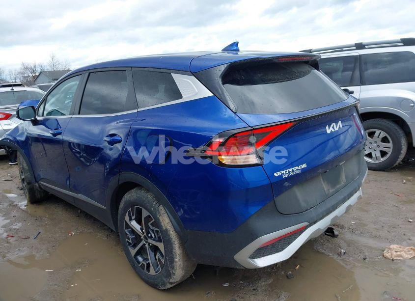 Photo 3 of 2024 Kia Sportage EX (VIN 5XYK33DF7RG172145)