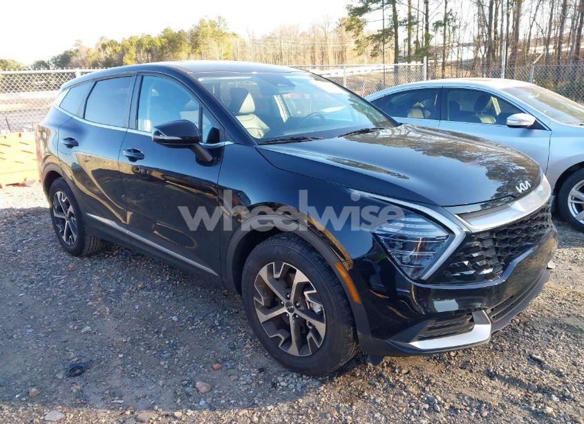 2024 Kia Sportage (VIN 5XYK33DF7RG185574) main photo