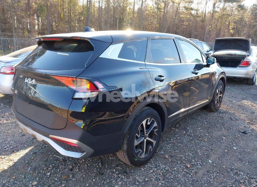 Photo 4 of 2024 Kia Sportage (VIN 5XYK33DF7RG185574)
