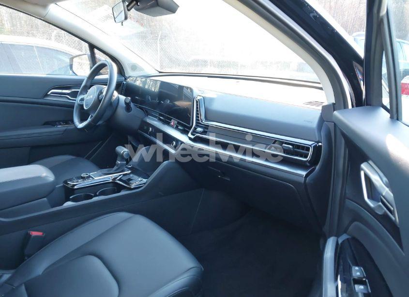 Photo 5 of 2024 Kia Sportage (VIN 5XYK33DF7RG185574)