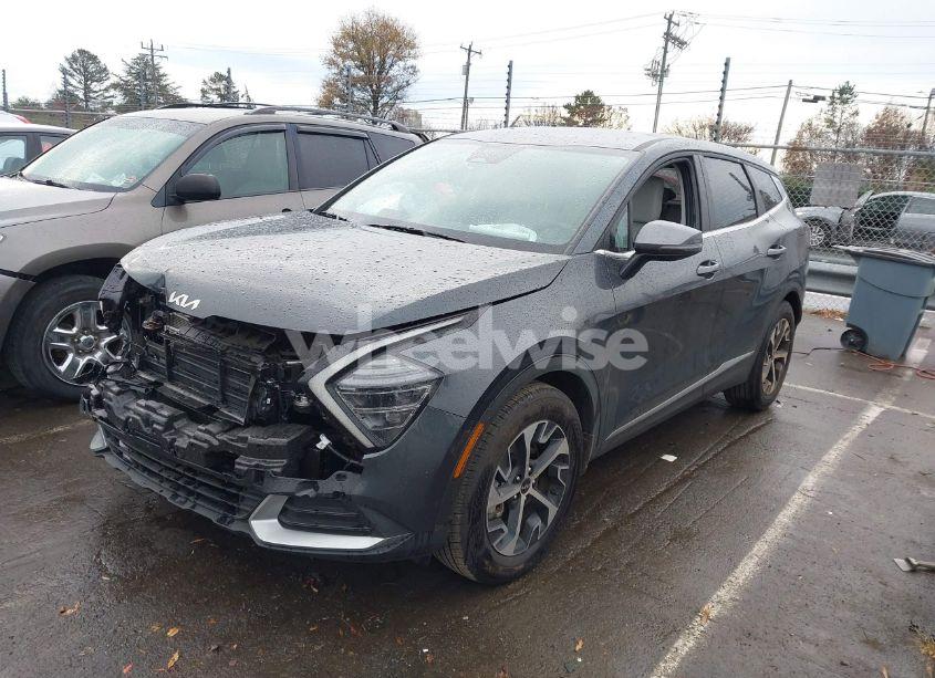 Photo 2 of 2024 Kia Sportage EX (VIN 5XYK33DF8RG211809)