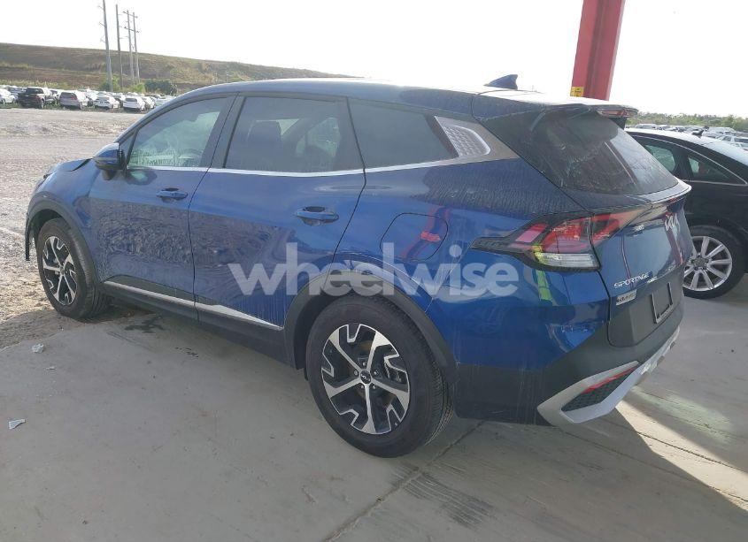 Photo 3 of 2024 Kia Sportage EX (VIN 5XYK33DF8RG220431)