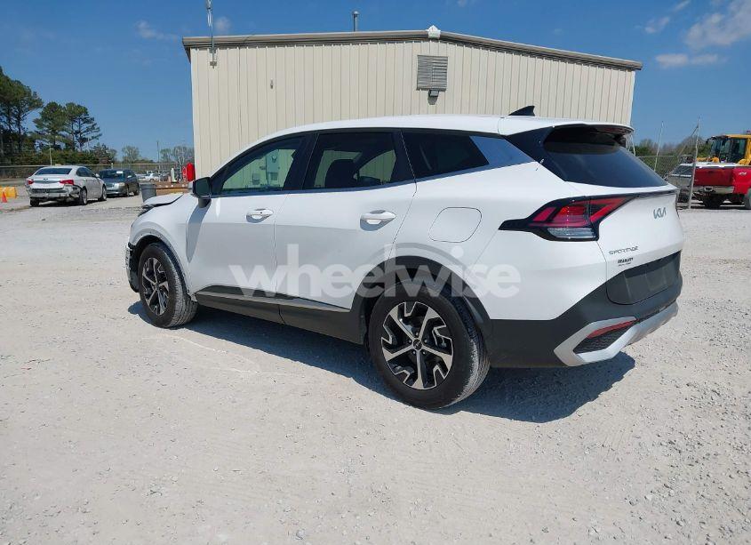 Photo 3 of 2024 Kia Sportage EX (VIN 5XYK33DF8RG220929)