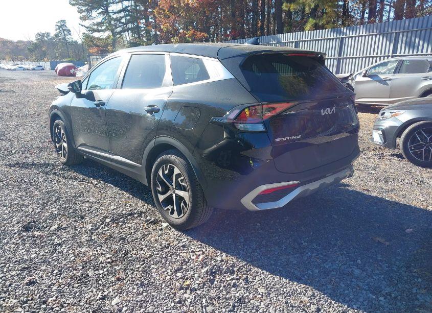 Photo 3 of 2024 Kia Sportage EX (VIN 5XYK33DF9RG142886)
