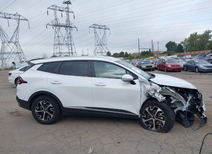 Photo 13 of 2023 Kia Sportage EX (VIN 5XYK3CAF1PG021299)