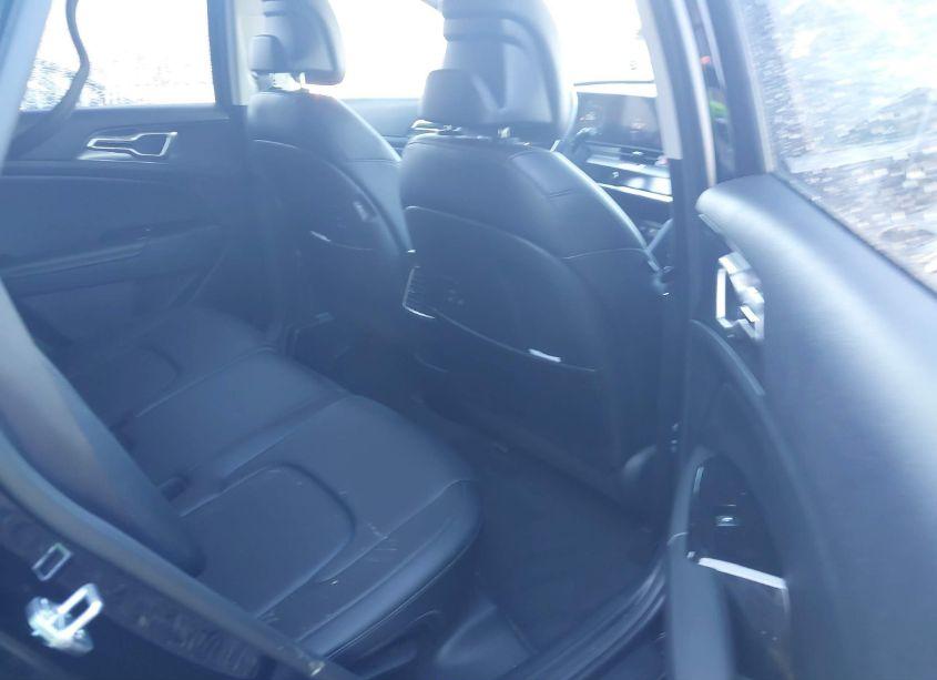 Photo 8 of 2023 Kia Sportage EX (VIN 5XYK3CAF1PG092437)
