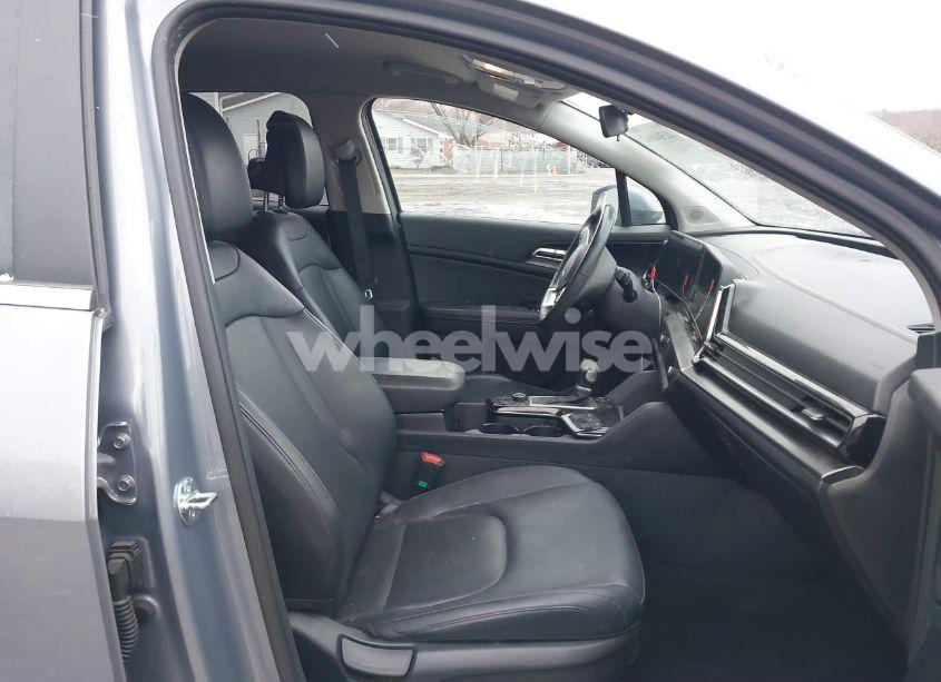 Photo 5 of 2023 Kia Sportage EX (VIN 5XYK3CAF1PG123038)